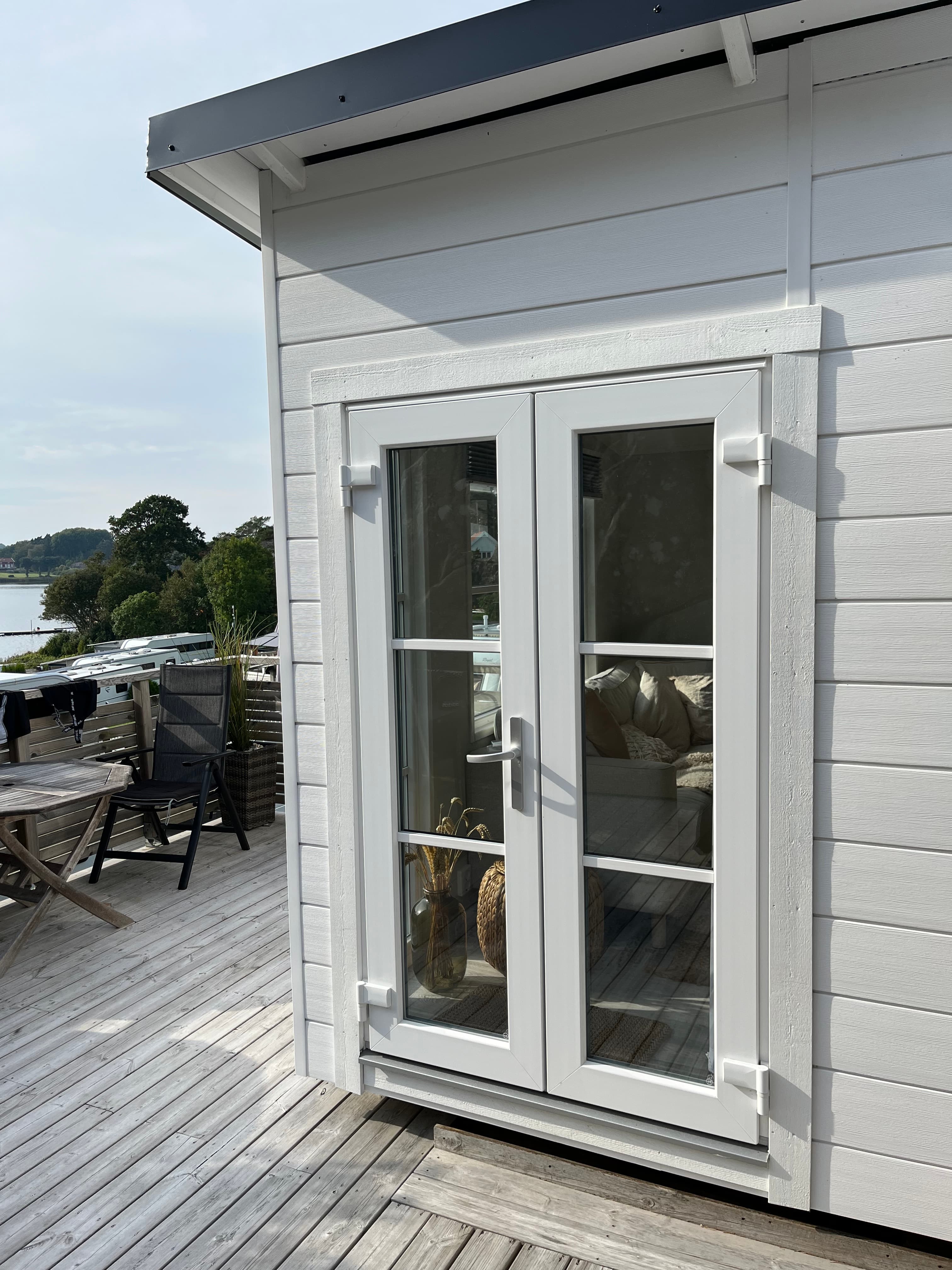 Fasadbyte på villavagn i Alingsås