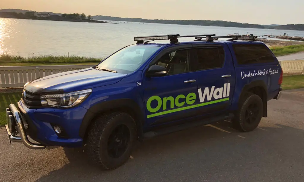 OnceWall i solnedgången