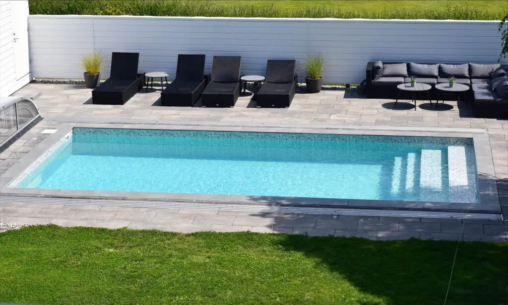 Pool med OnceWall