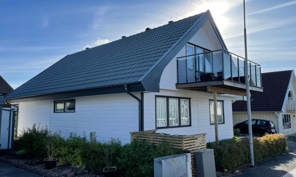 Mycket Bred fasadpanel i Kungshamn